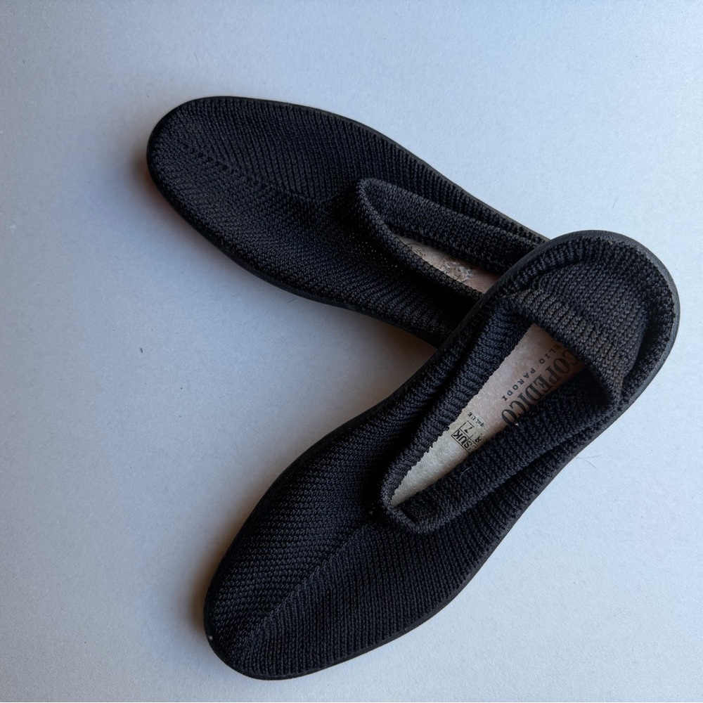 Arcopedico Black Knit Slip-On Flats